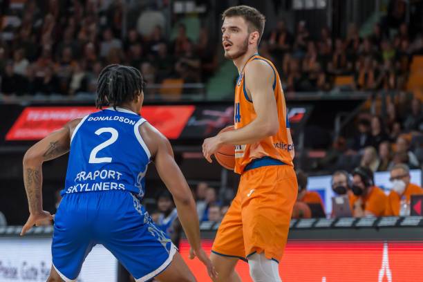 业内认可与 业内认可与